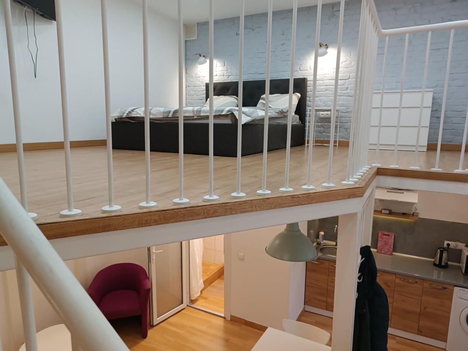 Smart City Apartament Lviv Buitenkant foto