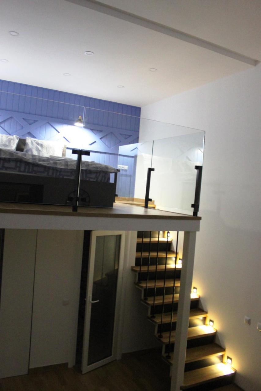Smart City Apartament Lviv Buitenkant foto