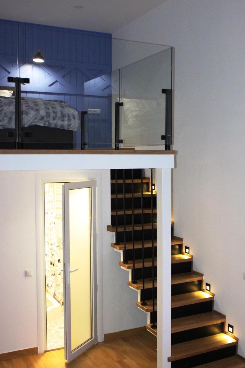 Smart City Apartament Lviv Buitenkant foto