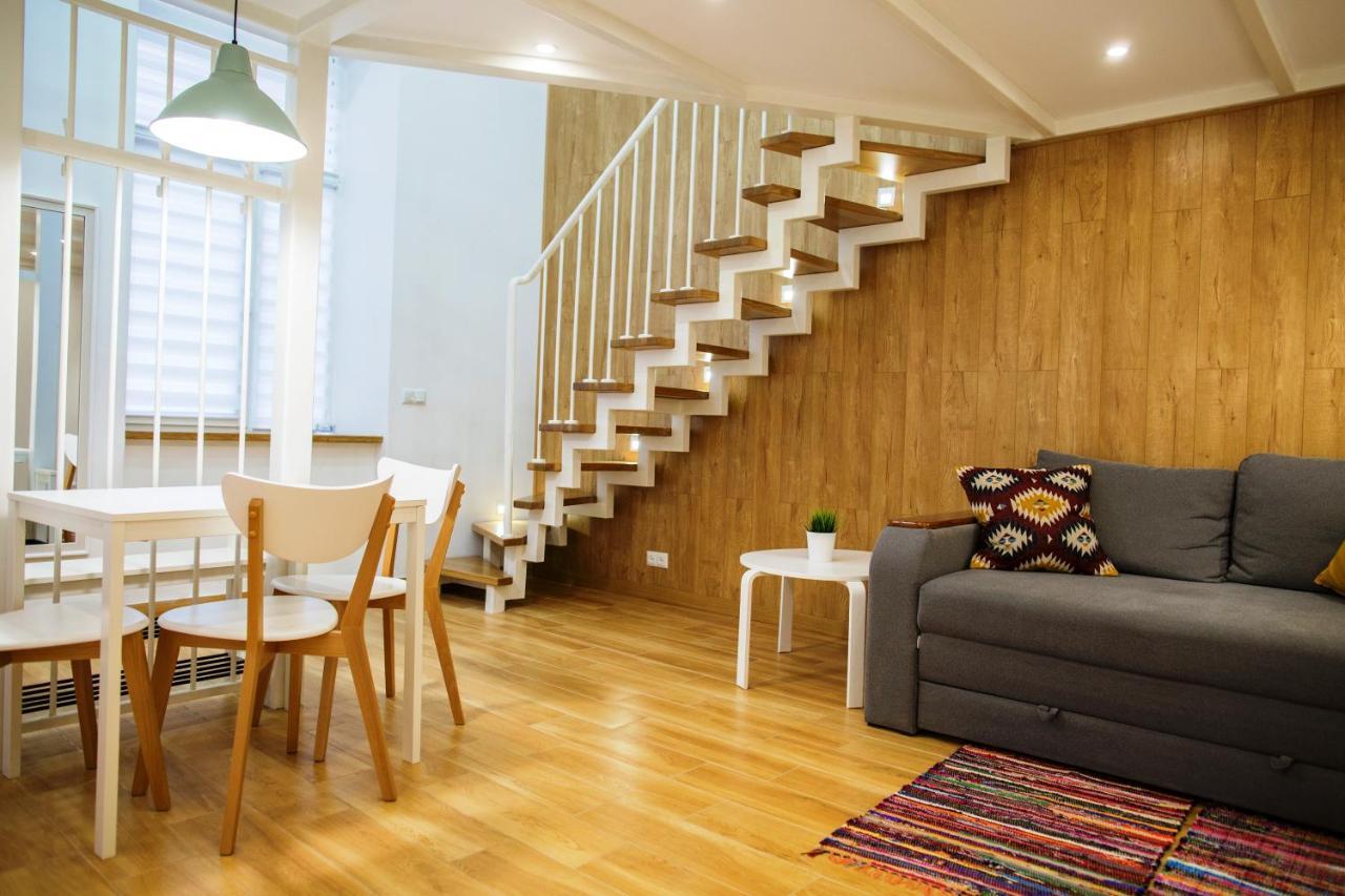 Smart City Apartament Lviv Buitenkant foto